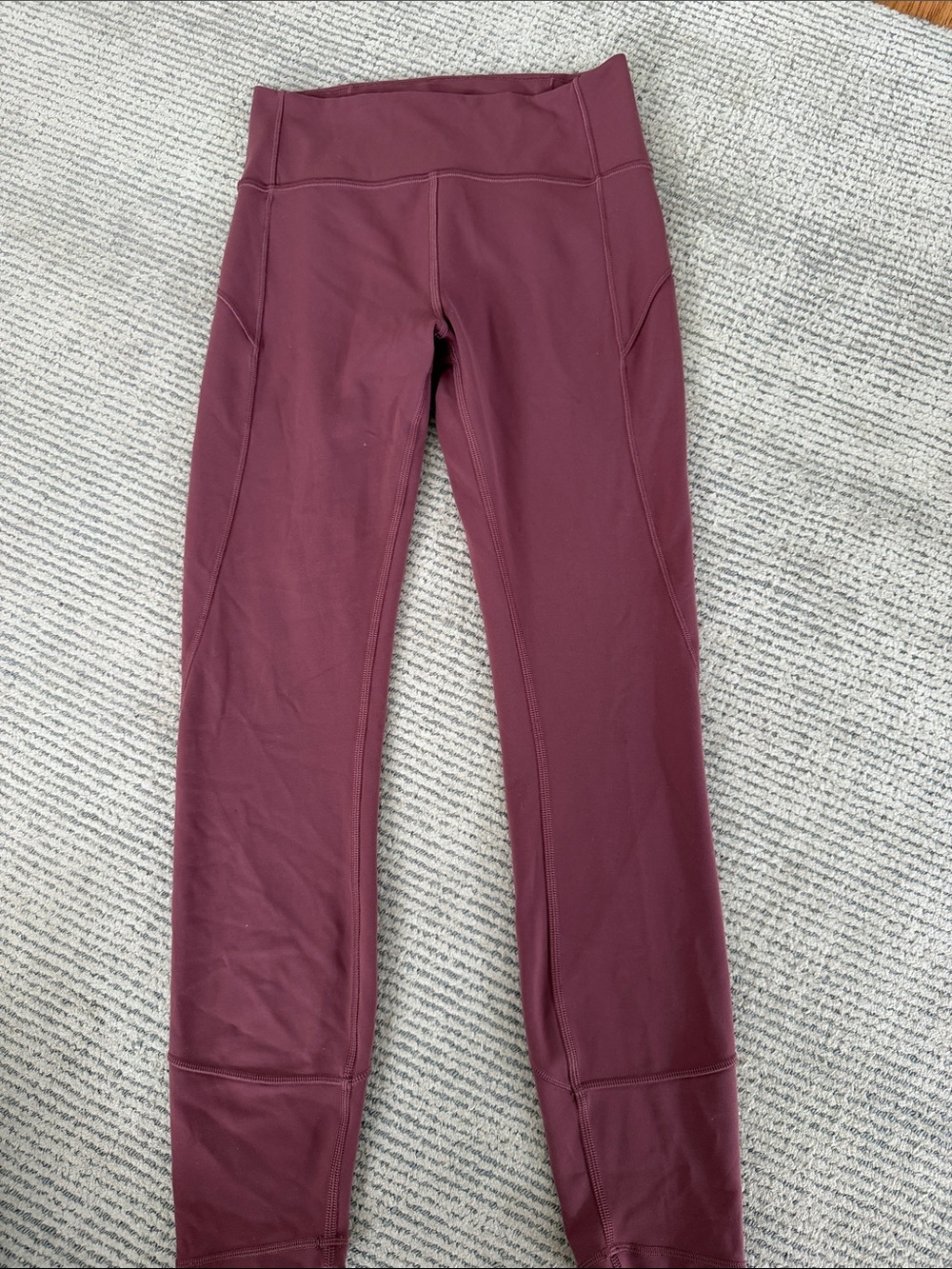 Lululemon light Burgundy Active Leggings - Stretch Performance Bottom size 6
